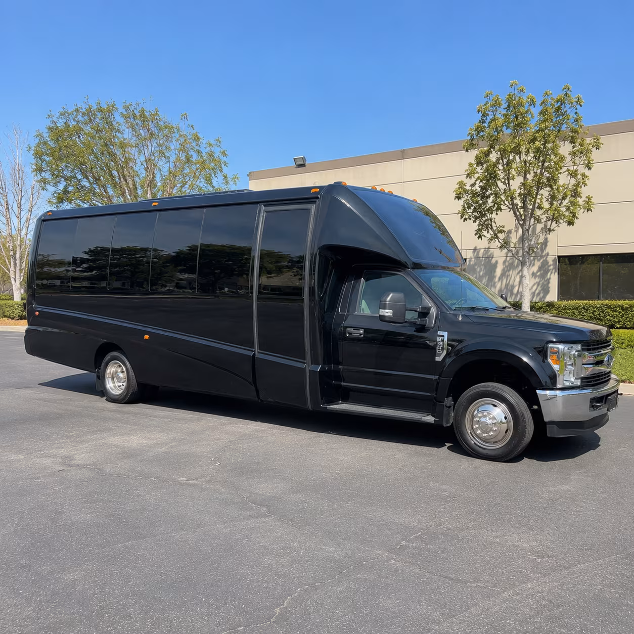 chandler bus rentals