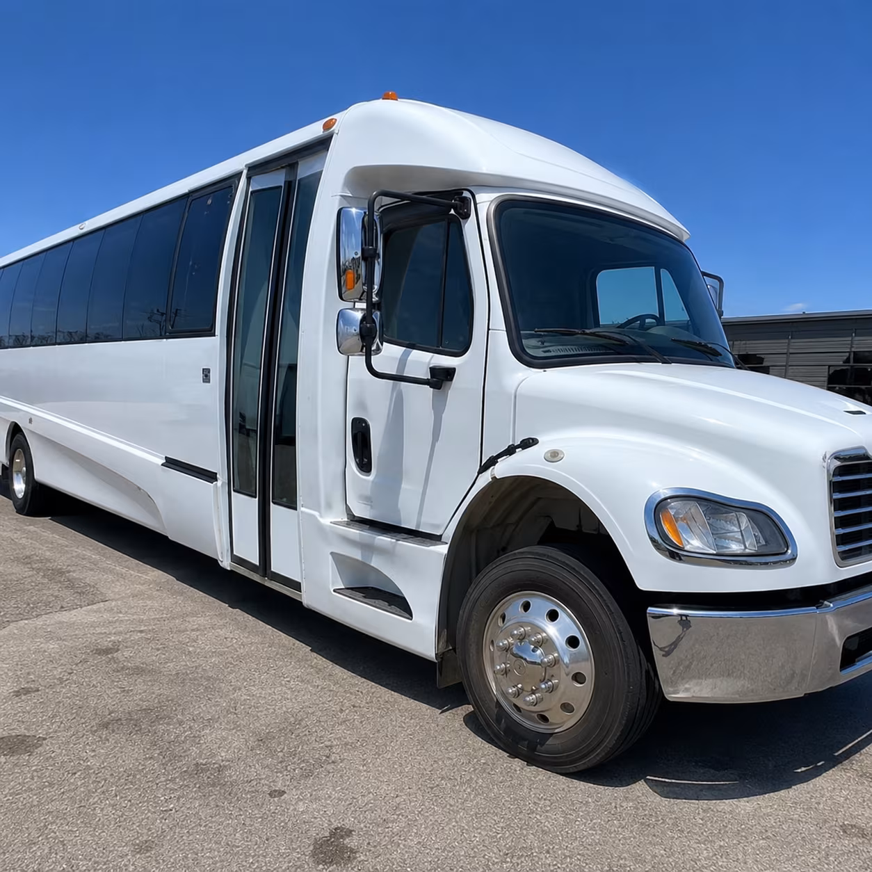 climate controlled coaches for casa grande s desert wedding season