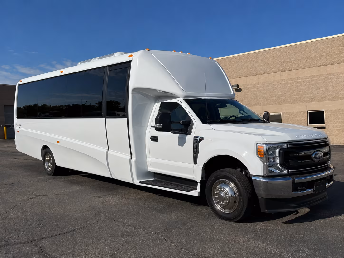 phoenix winery shuttle bus rentals in phoenix