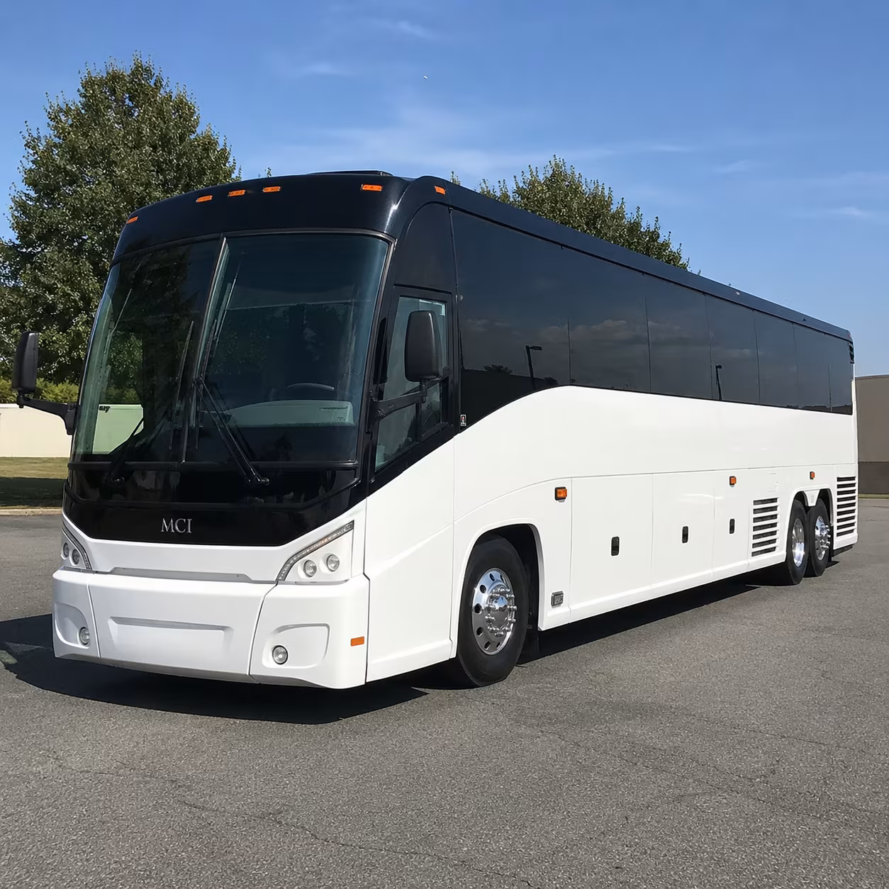 this is how your wedding weekend transportation stays on schedule